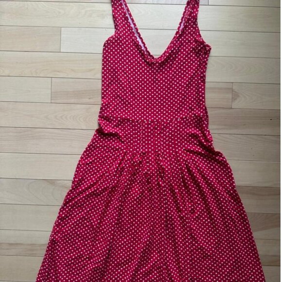 Charming vintage-inspired red polka dot dress by Nass Woman - Picture 2 of 8
